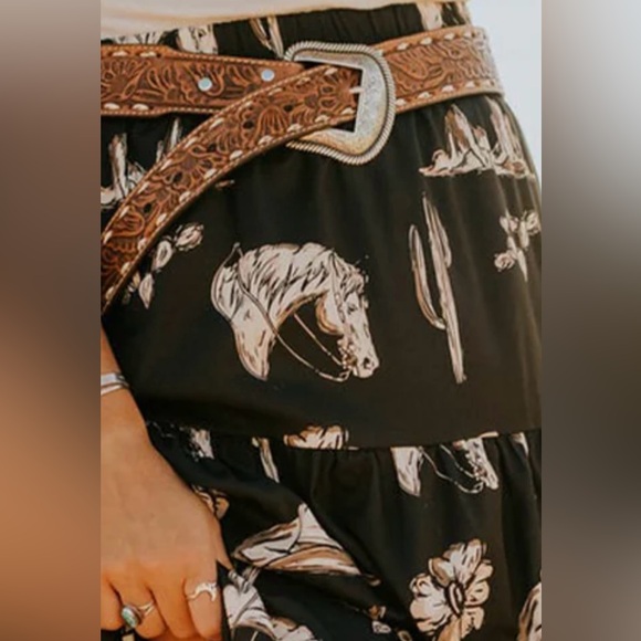 Black Western Print Tiered Ruffled High Waist Maxi Skirt 2XL Size Horses Cowboy - Picture 6 of 7